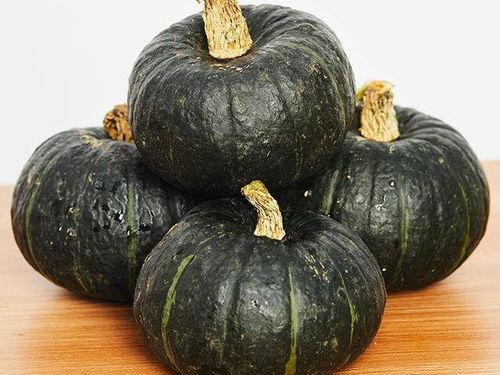 小孩吃贝贝瓜的视频,甜蜜滋味萌翻众人