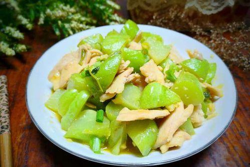 佛手瓜能与冬瓜一起吃吗,佛手瓜与冬瓜的搭配食用探讨