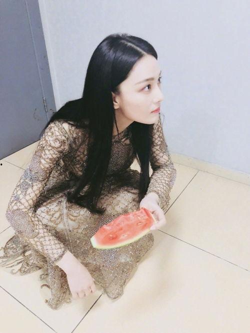 王珊吃瓜,揭秘娱乐圈幕后故事